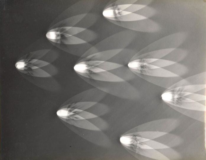 WERNER BISCHOF (1916-1954). Ohne Titel (Abstraktion) / Untitled (Abstraction), 1946 gelatin silver print, printed ca. 1946. 18,2 x 23,8 cm ©2014 Werner Bischof Estate All rights reserved