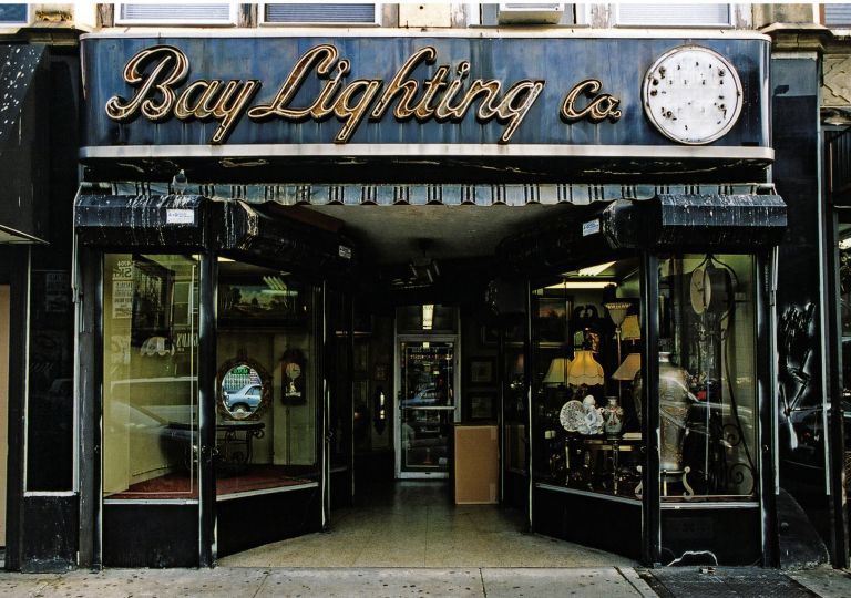 Bay Lighting © Store Front II, James & Karla Murray courtesy of Clic Gallery