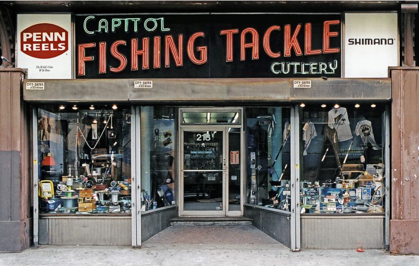 Capitol Fishing Tackle © Store Front II, James & Karla Murray courtesy of Clic Gallery
