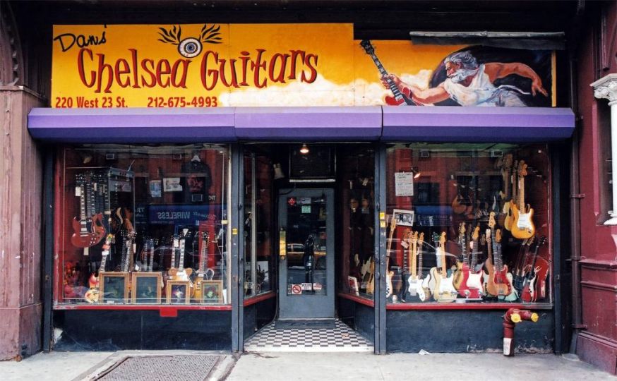 Chelsea Guitars © Store Front II, James & Karla Murray courtesy of Clic Gallery