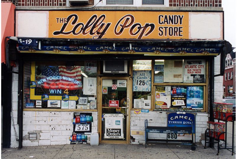 Lolly Pop © Store Front II, James & Karla Murray courtesy of Clic Gallery
