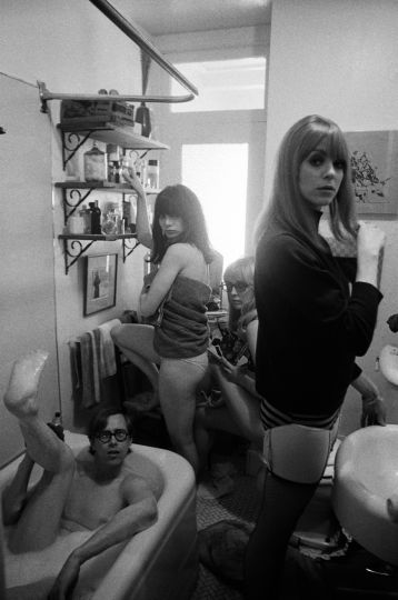 Dennis Hopper: Photographs 1961-1967 (Taschen). Bruce Conner (in tub), Toni Basil, Teri Garr and Ann Marshall, 1965. 2011 The Dennis Hopper Trust