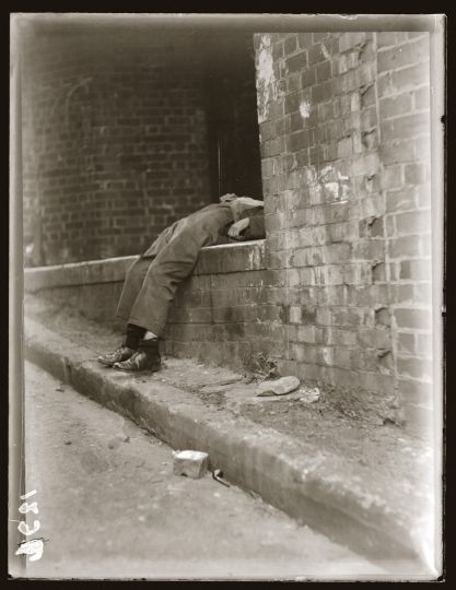 City of shadows - Sydney Police Photographs 1912 - 1948 by Peter Doyle with Caleb Williams. Photos from  NSW Police Forensic Photography Archive, Justice & Police Museum
