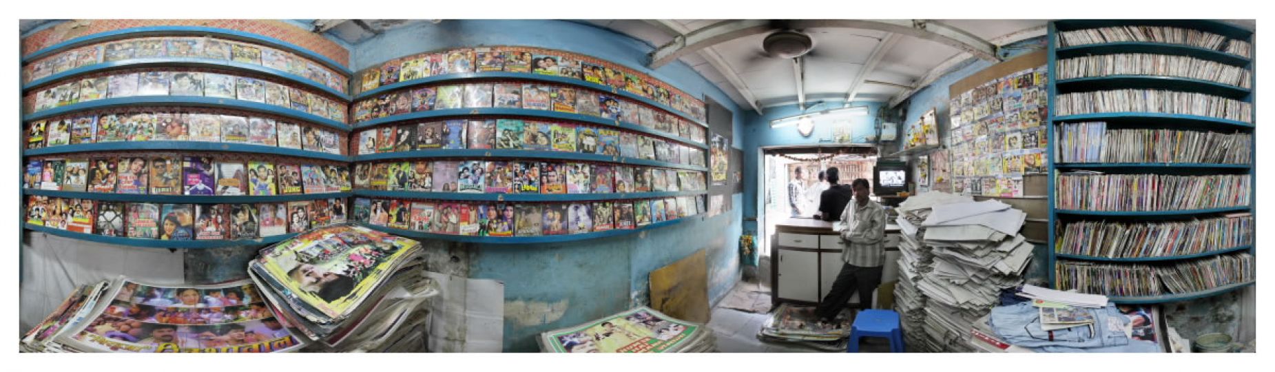 From the series: Hidden Cities, Dharavi slum, Mumbai, December 2010 © Gareth Kingdon