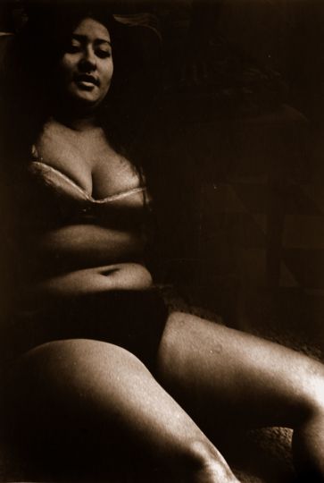 Untitle. From the series Prostitutes, 1942. rn© Fernell Franco, Courtesy: Fundaciu00f3n Fernell Franco.