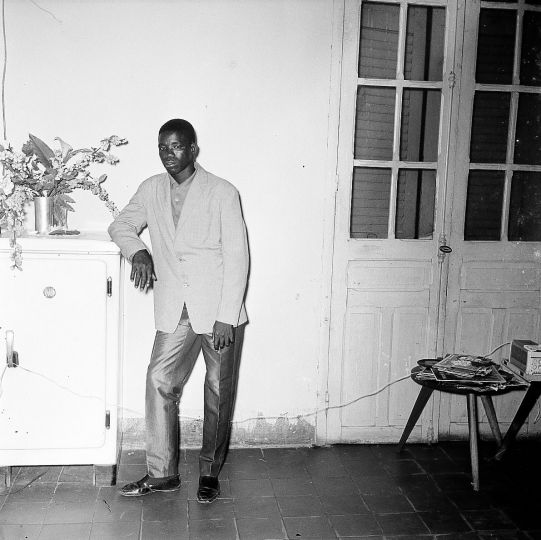 Je me repose maintenant, 1964 rn© Malick Sidibé
