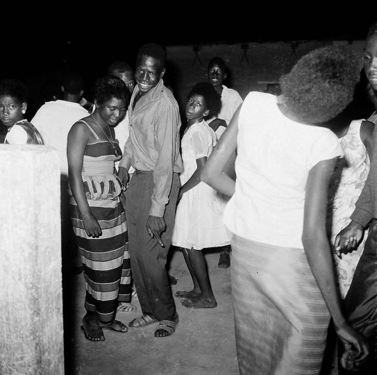 Surprise Party Bamako Koura, 1962 rn© Malick Sidibé