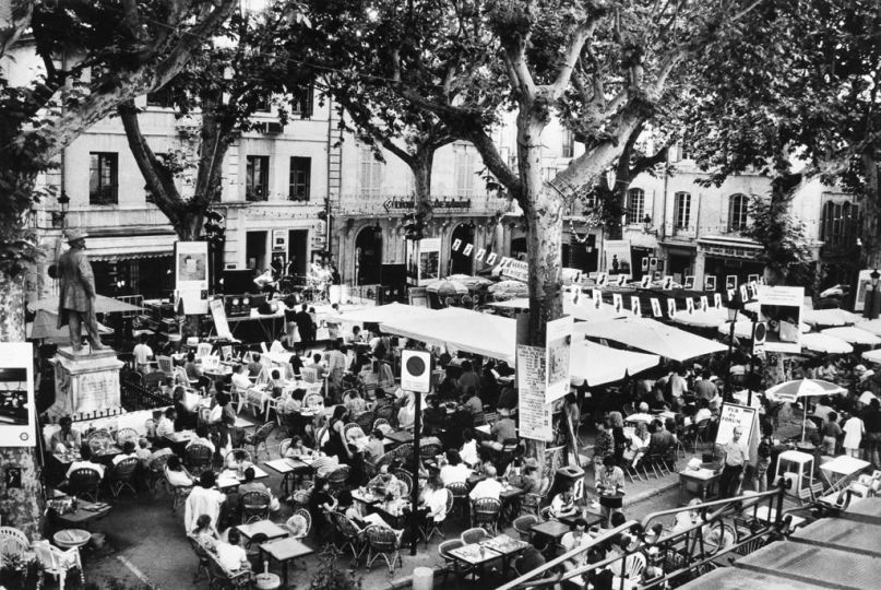 Place du Forum © Jean-Claude Gautrand, collection Jean-Claude Gautrand