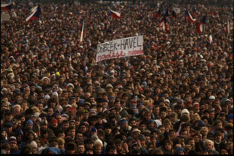 Prague, Czechoslovakia. Nov. 1989.rnThe --velvet revolution--. Demonstration falling the fall of the communist government © Thomas Haleyrn