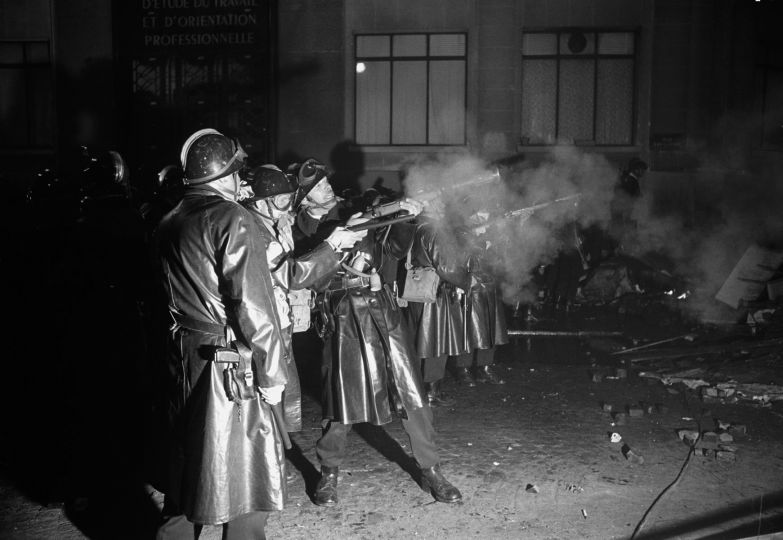 His Great Reportage Mai 68 The Eye Of Photography Magazine his-great-reportage-mai-68-the-eye-of-photography-magazine