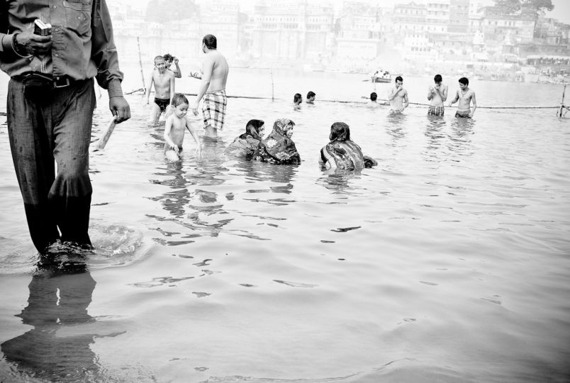 Harry Fisch -Benares Otherside - The Eye of Photography Magazine