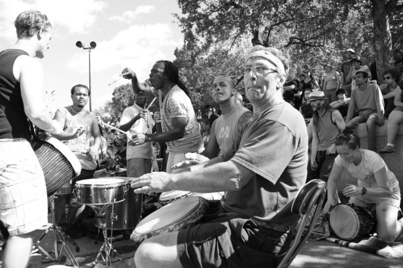 The Universal healing effect of music © Alexandra Vainshtein