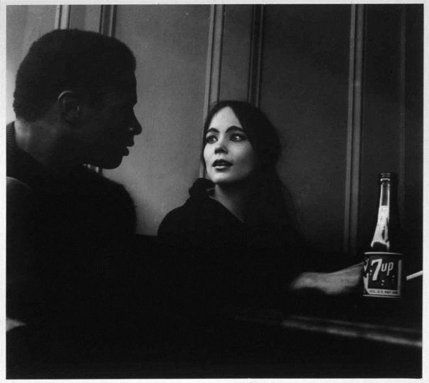 Coffee Gallery San Francisco 1960, photograph, 1960 © Imogen Cunningham