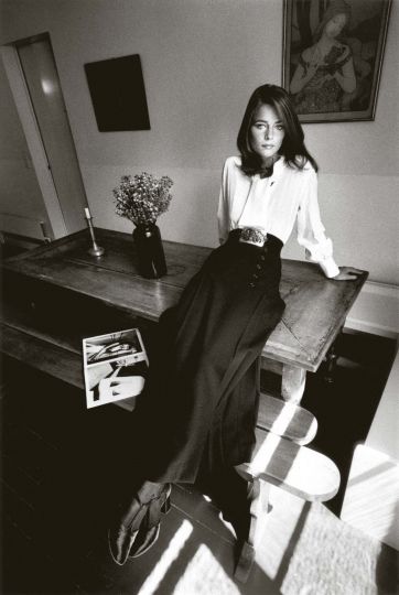 Charlotte Rampling, mode Yves Saint Laurent, Paris, Vogue France, 1970