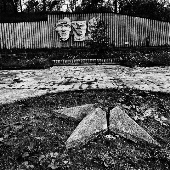 Monument aux morts soviétique de la Seconde Guerre mondiale.rnL'éclatement de l'URSS en 1991 précipitera le conflit entre Arméniens et Azéris © Salah Benacer