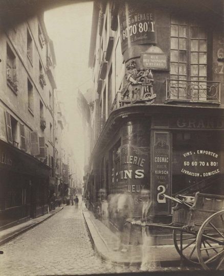 Eugène Atget, Shop sign, au Rémouleur on the corner of the rue des Nonnains-d'Hyères and rue de l'Hôtel-de-ville, 4th arrondissement July 1899 © Musée Carnavalet, Paris/Roger-Viollet/TopFoto