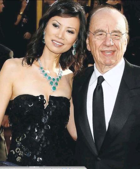 Guardian. Il n’y a plus d’amour chez les Murdoch. Ils divorcent, Wendi quitte Rupert …     photo Kevin Winter/Getty.