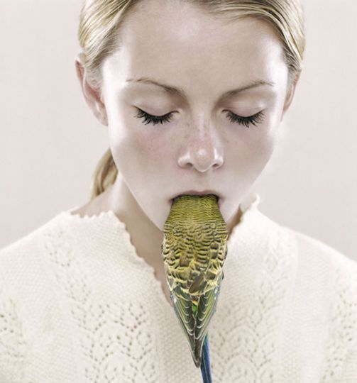© Petrina Hicks. Shenae and Jade. Cortesu00eda del Australian Centre for Photography, 2005