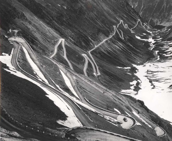 LUDWIG WINDSTOSSER. Untitled (Mountain Landscape with Serpentines, ca. 1950-1960, gelatin silver print, printed ca. 1950-1960. 23,3 x 28,8 cm © Estate of the Artist