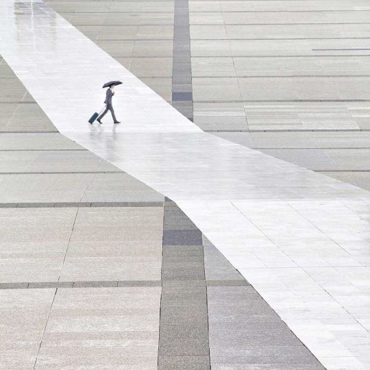 © Serge Najjar