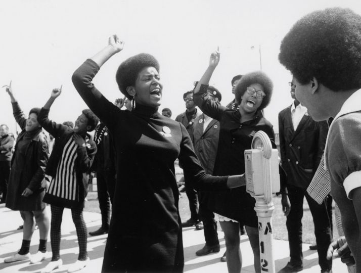 Black Panther's meeting for Huey Newton's freedom, Oakland 1967 © Agnès Varda