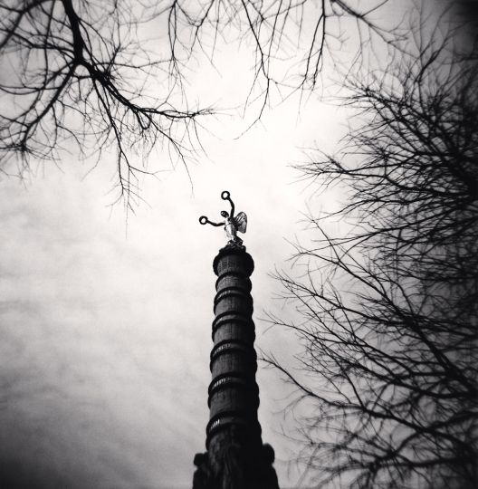 Fontaine du Palmier, Study 3, Paris, France. 2010 © Michael Kenna - musée Carnavalet