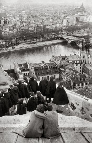 1953: School Children Looking Down from the Top of Notre-Dame Cathedral. © Henri Cartier-Bresson/Magnum Photos.