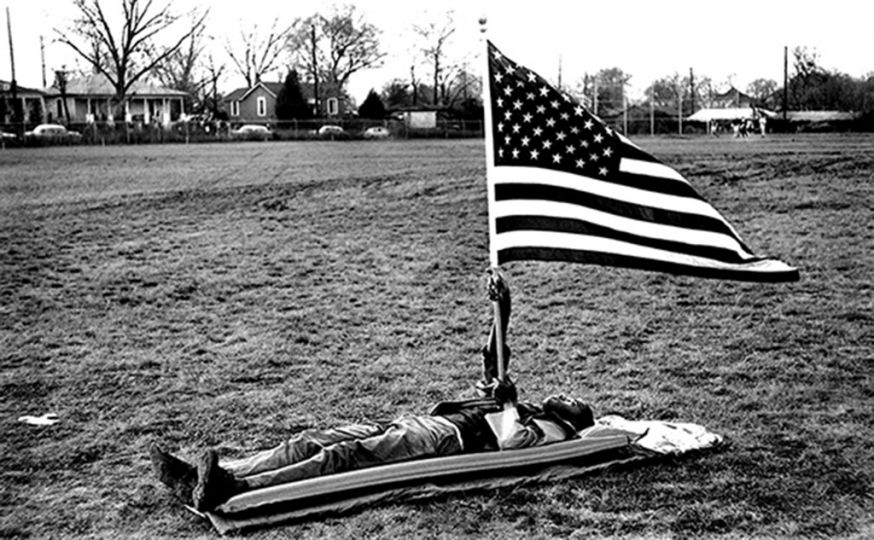 Boy with Flag, Selma, 1965 © Steve Schapiro, Courtesy of the Fahey/Klein Gallery, Los Angelesrnrn