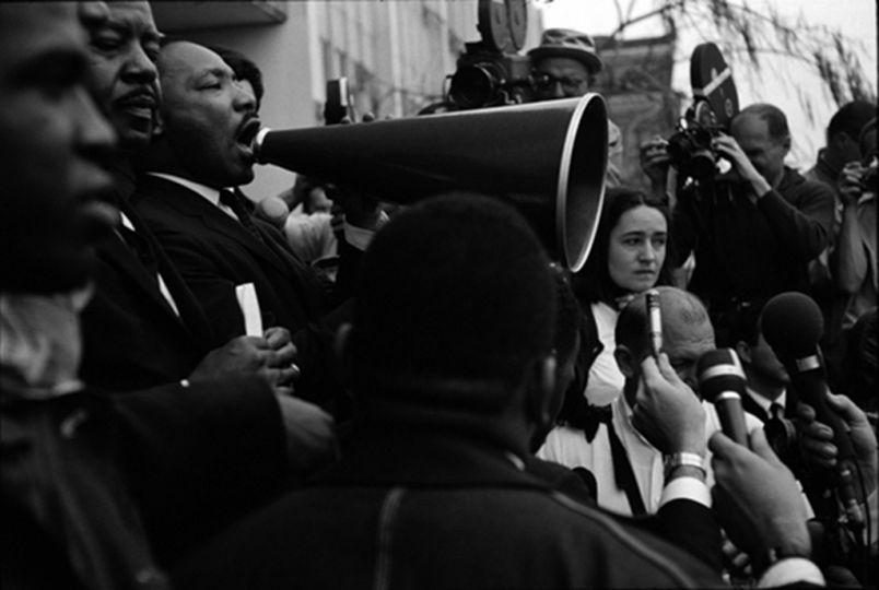 Martin Luther King Jr., (Megaphone), Selma, Alabama, 1965 © Steve Schapiro, Courtesy of the Fahey/Klein Gallery, Los Angelesrnrn