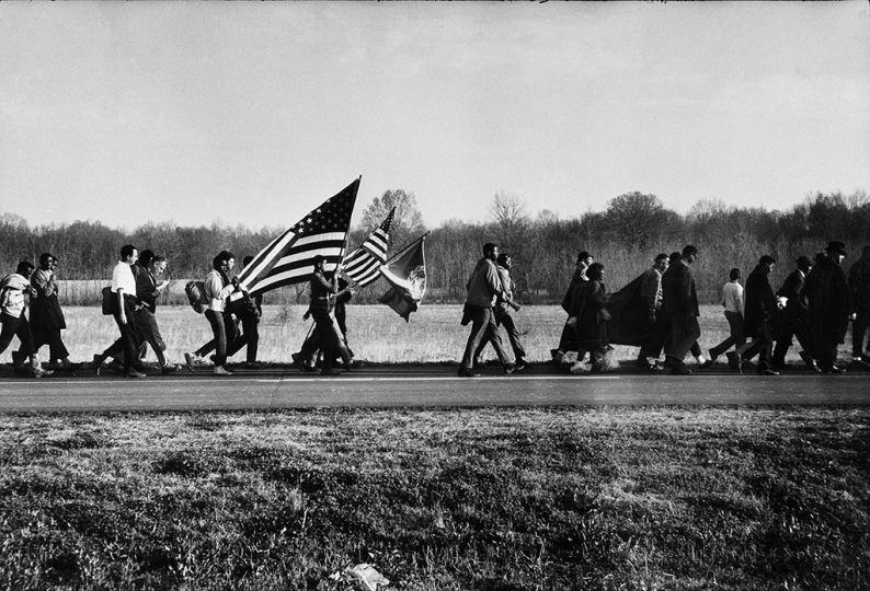On the Road, Selma March, Alabama, 1965 © Steve Schapiro, Courtesy of the Fahey/Klein Gallery, Los Angelesrnrn