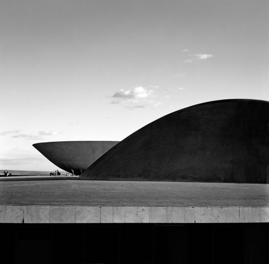 Palais du Congrès National, Brasu00edlia vers 1960. Tirage contemporain gélatino-argentique © Marcel Gautherot / Courtesy of Instituto Moreira Salles