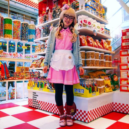 Saya Vendeuse de bonbons Harajuku, Tokyo, Japonn