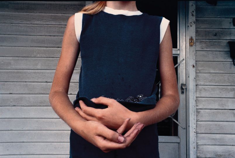 Girl Holding Blackberries, 1975 © Mark Cohenn