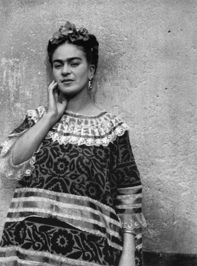 Malaga : Frida Kahlo, by Leo Matiz at La Casa Azul - The Eye of ...