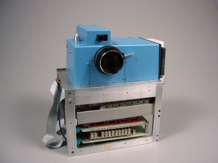1975 First Digital Camera, premier appareil numérique document-Kodak-Rochester,-invention-de-l'ingénieur-américain-Steve-Sasson
