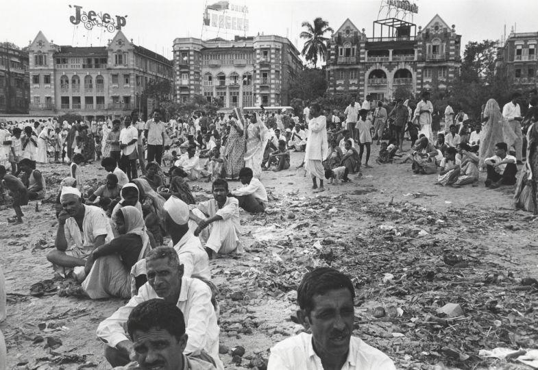Bhupendra Karia, Population Crisis B.8.74.70, Bombay, early 1970’s Vintage Silver print
