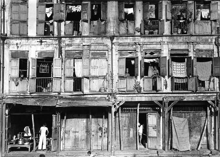 Bhupendra Karia, Old Bombay Dwellings, Bombay, 1970 Vintage Silver print