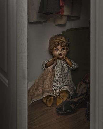 © Kathy Curtis Cahill, Hiding