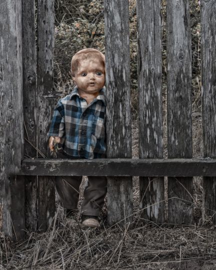 © Kathy Curtis Cahill, Left Out