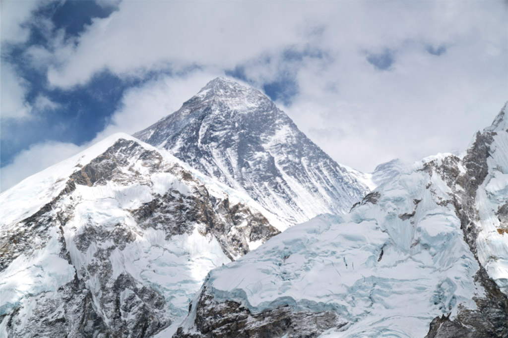 Braschler/Fischer : Everest Diary 5 - The Eye of Photography Magazine