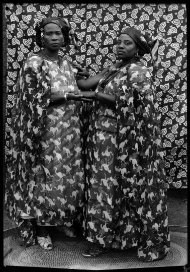 Courtesy: CAAC – The Pigozzi Collection & Galerie Nathalie Obadia Paris/Bruxelles. ©Seydou Keïta/SKPEAC