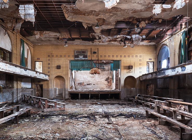 Joseph Kayne, Abandoned faith - The Eye of Photography Magazine