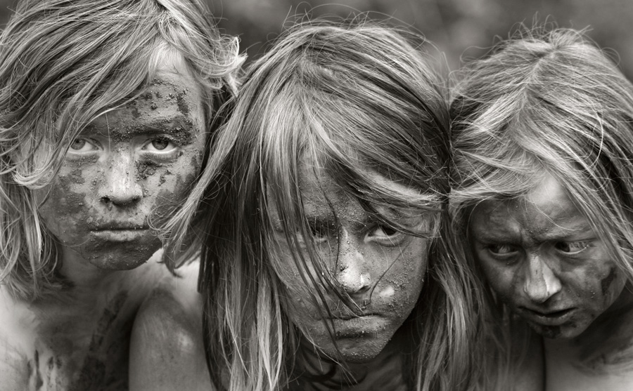 Alain Laboile, The Family - The Eye of Photography Magazine