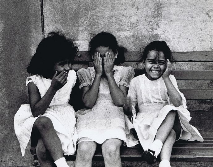 Beuford Smith, Three Girls, Bronx, 1968