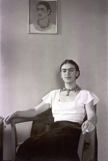 Lucienne Bloch, Frida at the Barbizon Plaza Hotel, 1932, Courtesy of the Estate and PDNB Gallery, Dallas, TX