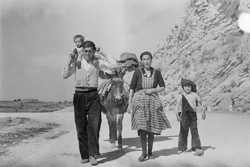 Carlos Saura, de la serie Cuenca, años 1950 © Carlos Saura