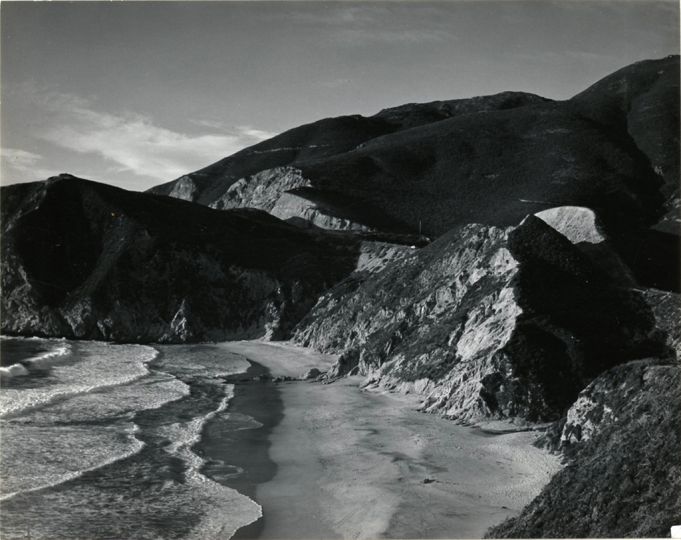 Matchstick Cove, San Mateo County, California, October 12, 1947 © Minor White