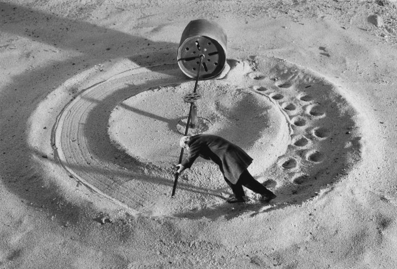 Le moulin de l'oubli © Gilbert Garcin