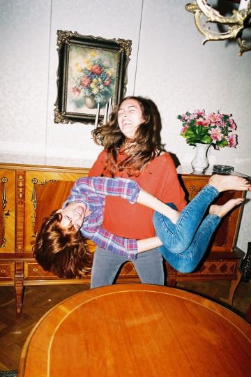 Sisters © Lukasz Wierzbowski