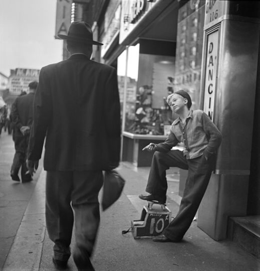From “Shoeshine Boy”, 1947 © Stanley Kubrick estate